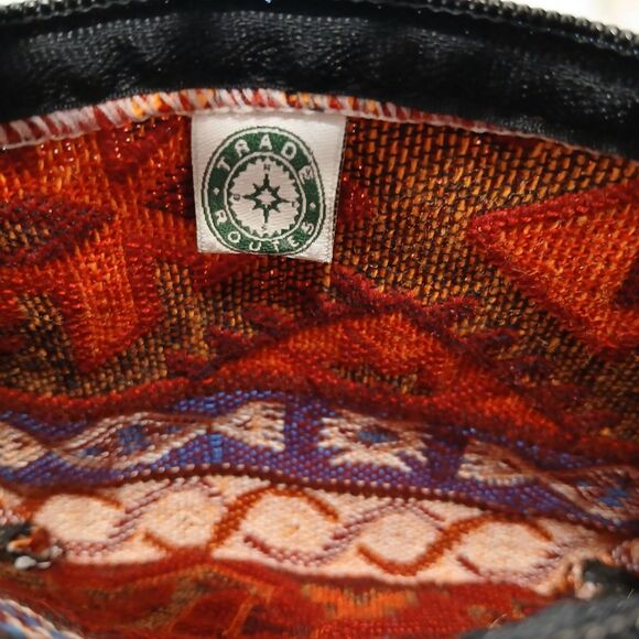 TRADES ROUTES ARTISTIC WALLET SMALL ZIPPER CLOSURE/NO STRAP/NO POCKETS/OPEN UNIT - Picture 8 of 14